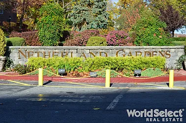 Sold by WorldSelect Real Estate