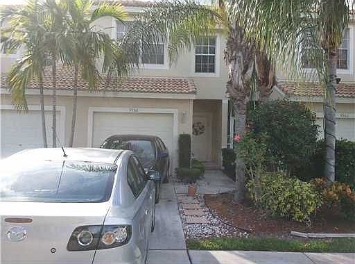 1st image of 9956 Lago Dr