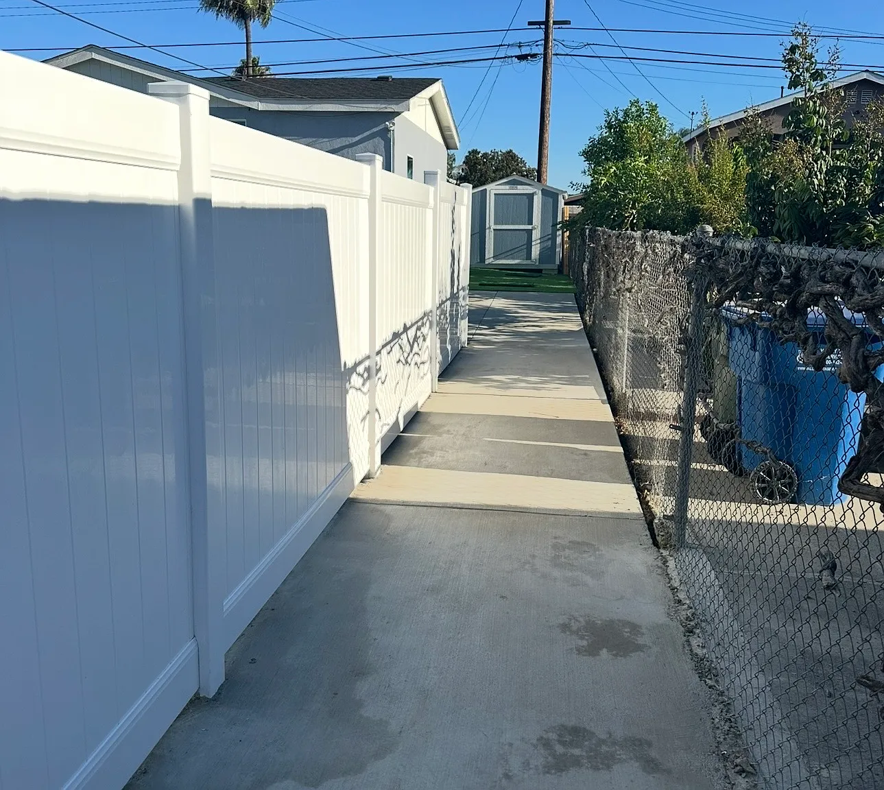 3 bed, 750 sqft, $3,200 — Photo 1