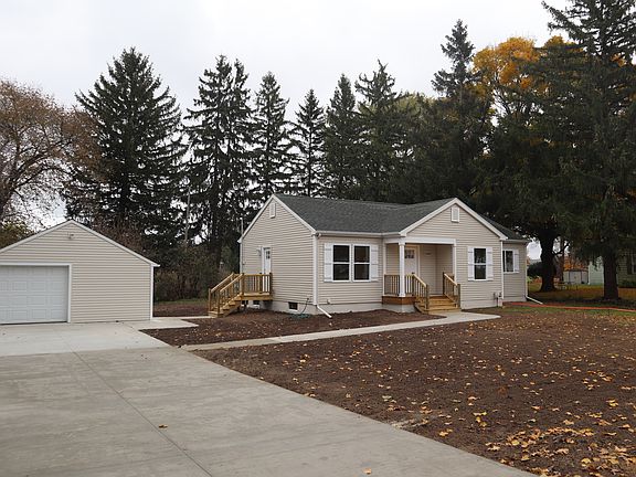 2nd image of 10463 Plains Hwy