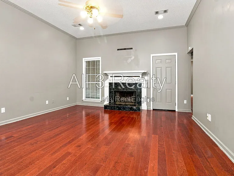6272 Deerwood Dr — Photo 3