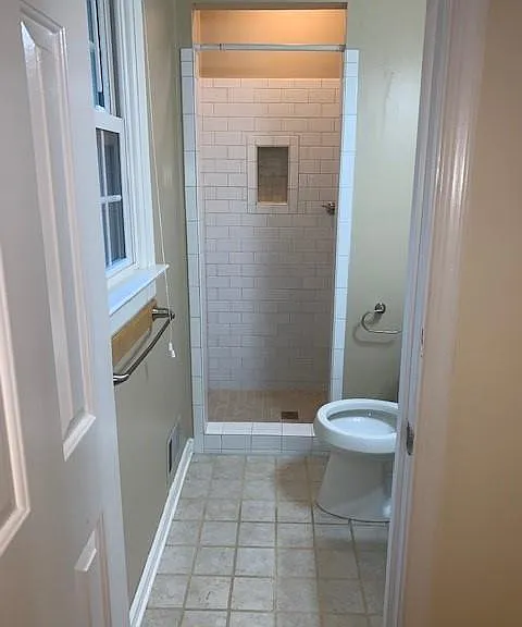 341 Brighton Dr — Photo 8