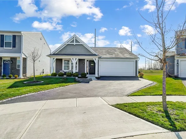 5002 Crestbrook Dr, Lockbourne, OH 43137