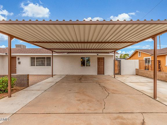 3rd image of 6445 W WINDSOR Boulevard