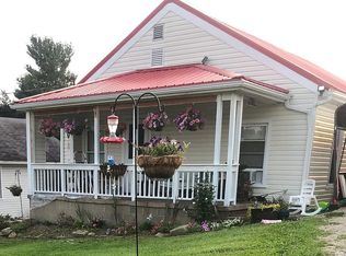 550 Hilles Ave, Barnesville, OH 43713