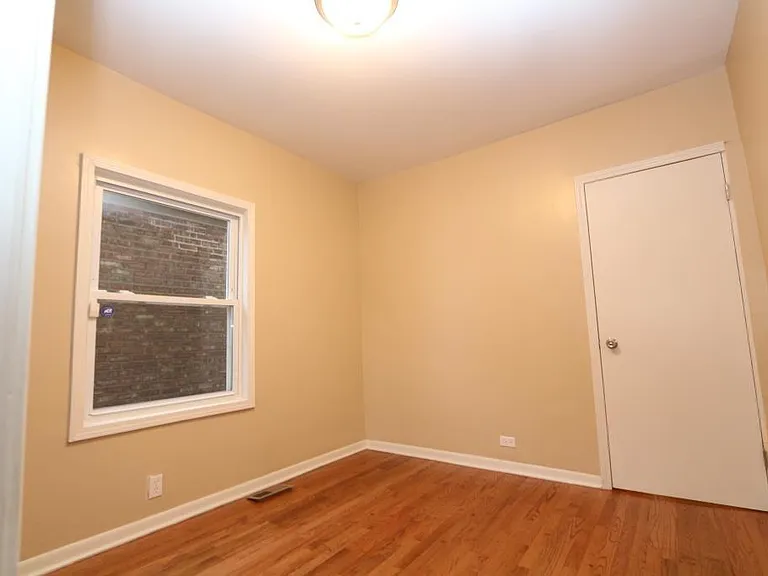 9111 S Colfax Ave — Photo 13
