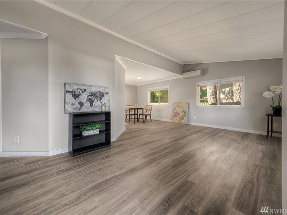 3rd image of 23512 119th Street Ct E