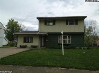 3155 Clearwater St NW, Warren, OH