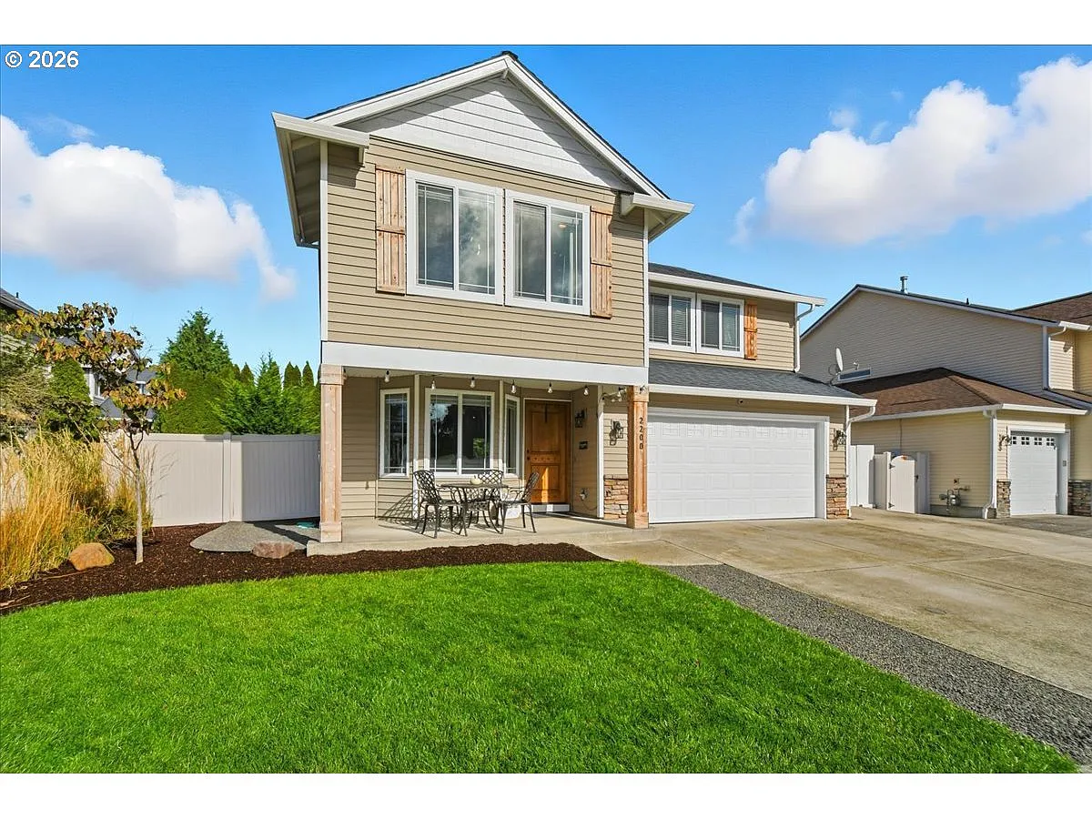 2200 NW 5th St photo 1