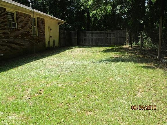 2nd image of 996 Apple Orchard Dr SE