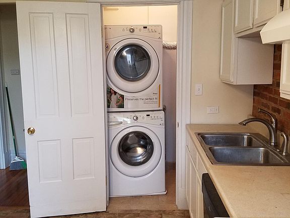 4th image of 3223 Magnolia Ave Floor 2