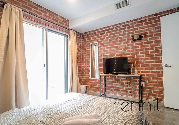 Rented by Rennit Inc. | media 26