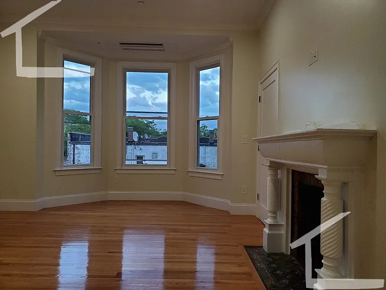12 Harris St #101 — Photo 9