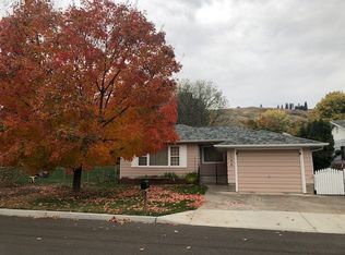 1608 Cedar St, La Grande, OR 97850