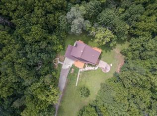 2651 Anchorage Rd NE, Solon, IA 52333