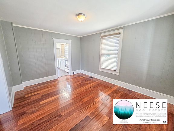 5th image of 1164 Moorland Ave