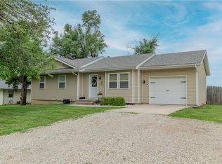 604 Lake Rd, Garden City, MO 64747