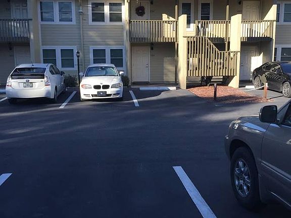 2nd image of 527 S Lincoln Ave #A104