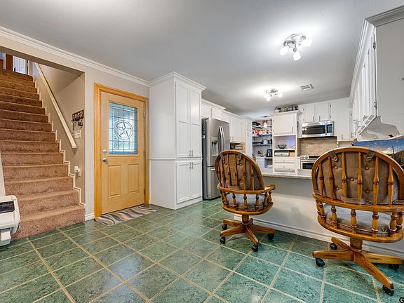 4th image of 23126 Jeb Cir