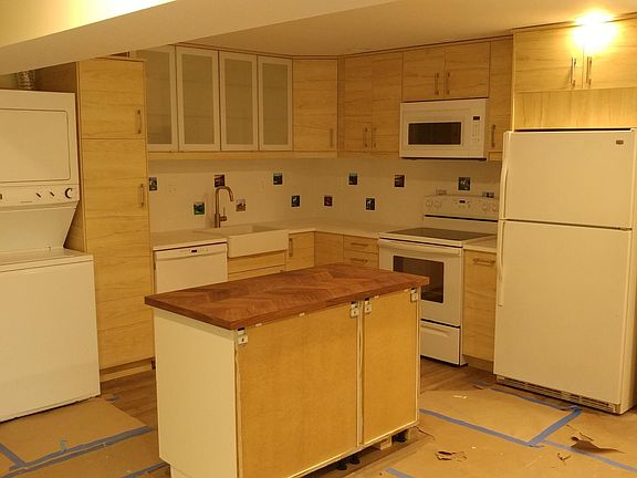 Kitchen and w/d.  Dishwasher, range, microwave, refrigerator
