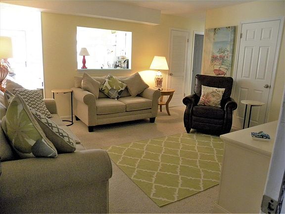 3rd image of 133 65th St #11