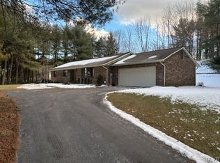 8372 Holbens Valley Rd, New Tripoli, PA 18066