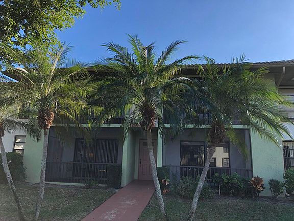 2nd image of 9810 Pineapple Tree Dr APT 204