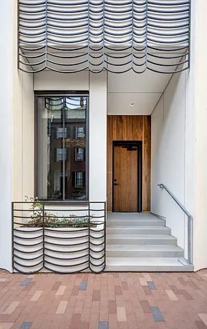 212 Stuart — Photo 35