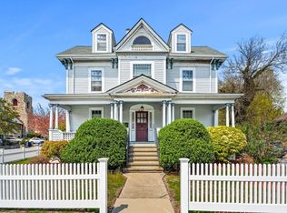 1117 River St #2, Hyde Park, MA 02136