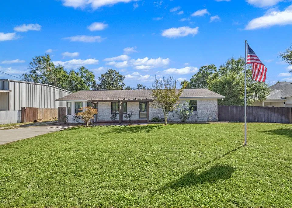 11705 Gulf Beach Hwy