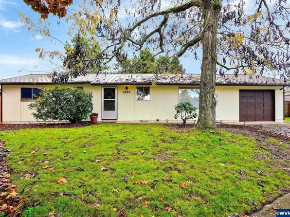 4256 Amherst Ct NE, Salem, OR 97305