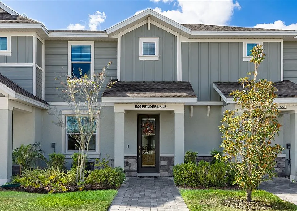 1808 Fender Ln