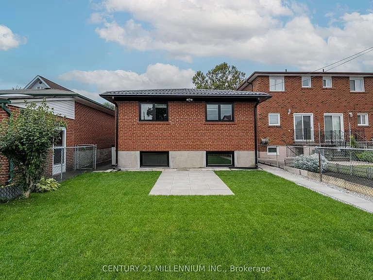 31 Mariposa Ave #A — Photo 19