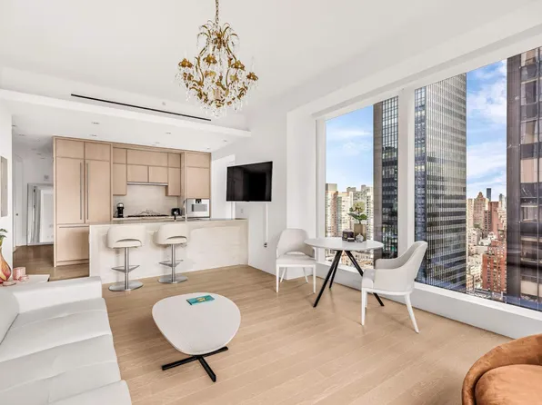 138 East 50th Street 27C image 1 of 15