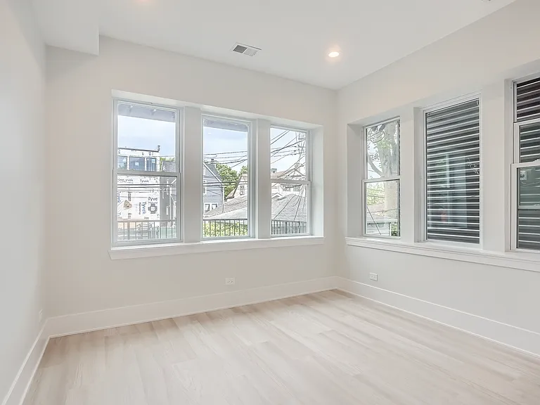 1830 W Cuyler Ave #2 — Photo 20
