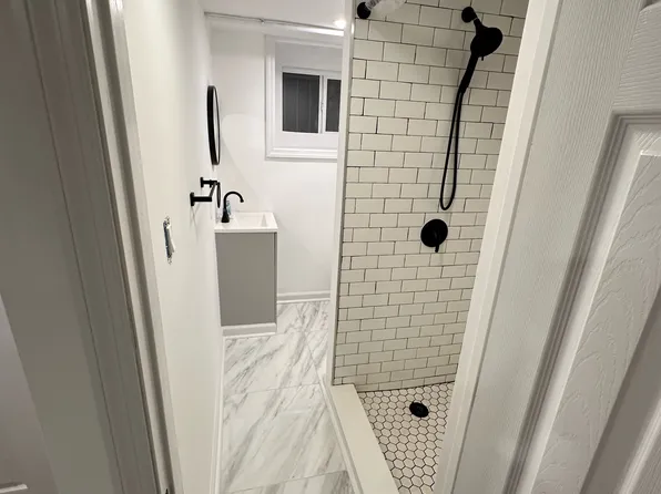 11 Casper Court image 1 of 4