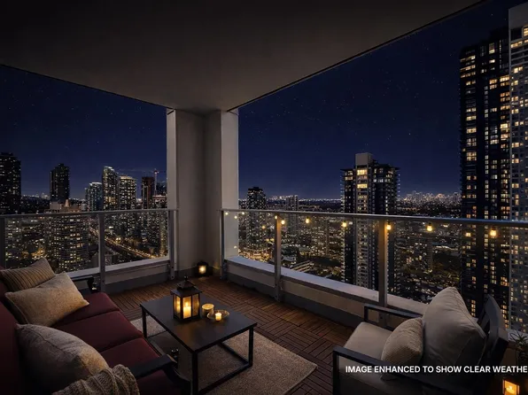 1888 Gilmore Ave #3403, Burnaby, BC V5C 0L2