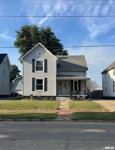 873 E Chestnut St, Canton, IL, 61520