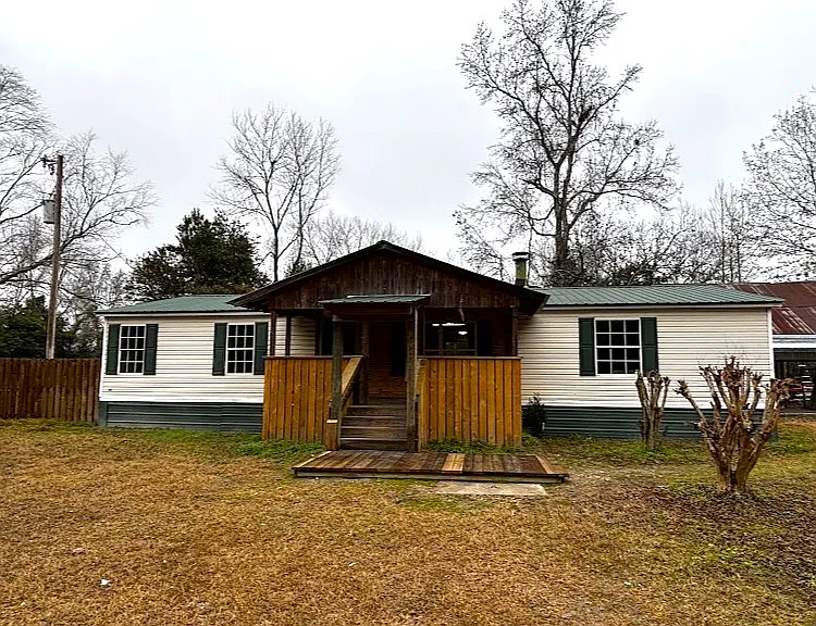 3168 Eldora Rd — Photo 1