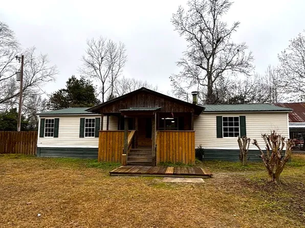 3168 Eldora Rd, Ellabell, GA 31308