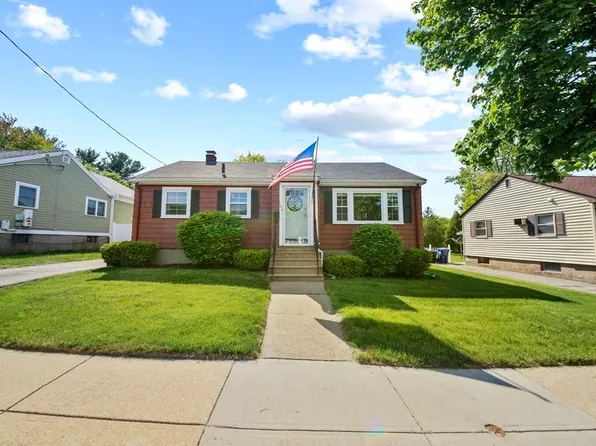 106 Summer St, Hyde Park, MA 02136