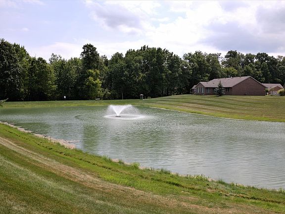 5th image of 795 Hickory Hl