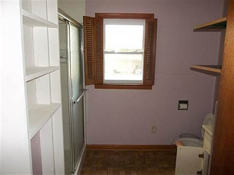5th image of 74 Pine St