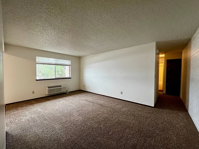 105 W Fremont Ave — Photo 7