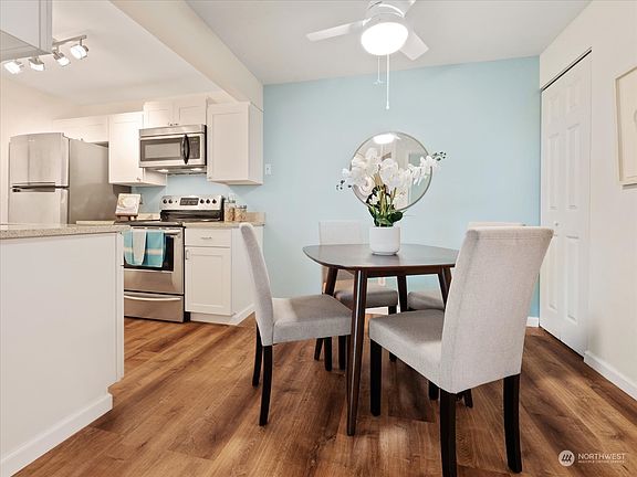 5th image of 14200 NE 171st Street #D206