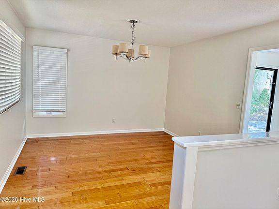 4th image of 8413 Bald Eagle Ln