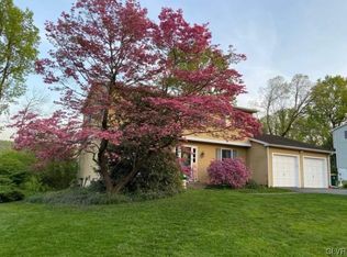 342 Wedgewood Dr, Easton, PA 18045