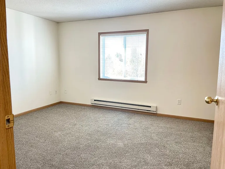 Pointe West II — Photo 7