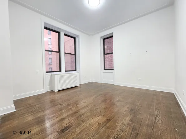 200 West 58th Street image 4 of 14