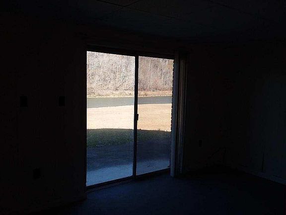 2nd image of 4508 Bluff City Hwy APT 3